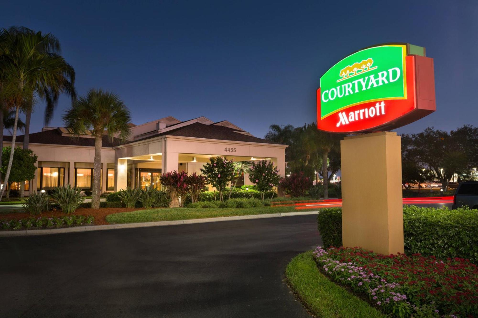 Courtyard Fort Myers Cape Coral Exterior foto
